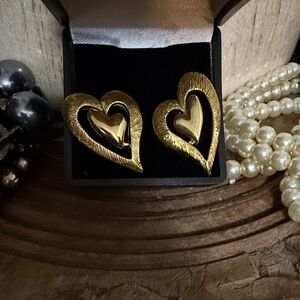 Sarah Coventry Gold Heart Earrings